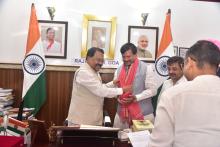 Sh. Ganesh Sing, MP Chairman Parliamentary Committee on Welfare Of Other backward Classes called on Hon'ble Governor at Raj Bhavan.